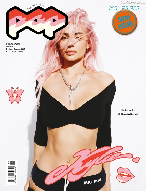 Kylie Jenner photo 1 of 4071
