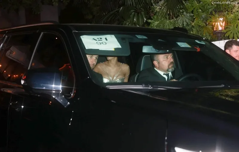 Kylie Jenner photo 5 of 4071