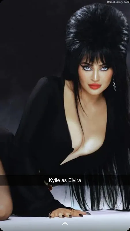 Kylie Jenner photo 23 of 4071