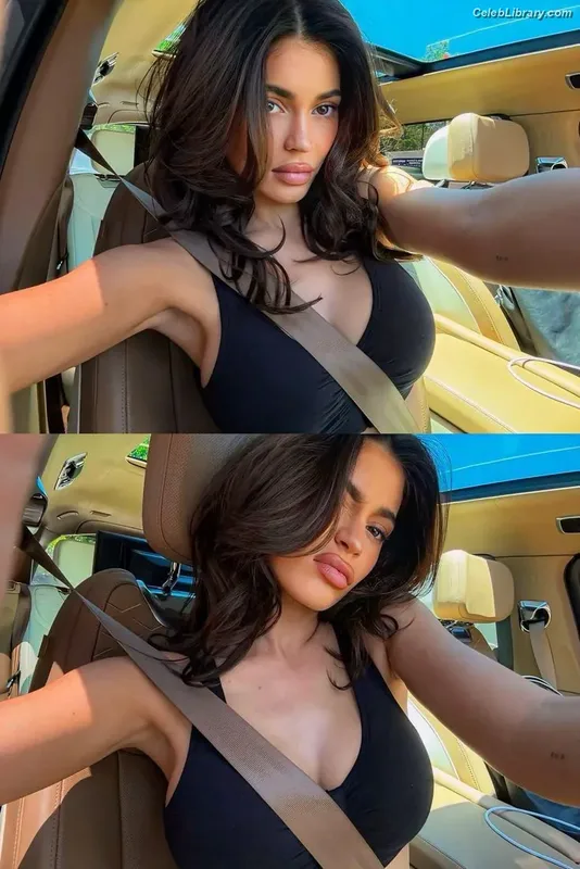 Kylie Jenner photo 16 of 4071