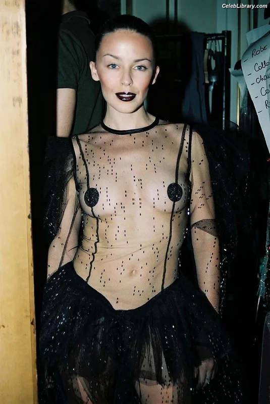 Kylie Minogue photo 16 of 174
