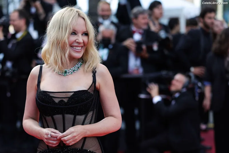 Kylie Minogue photo 8 of 174