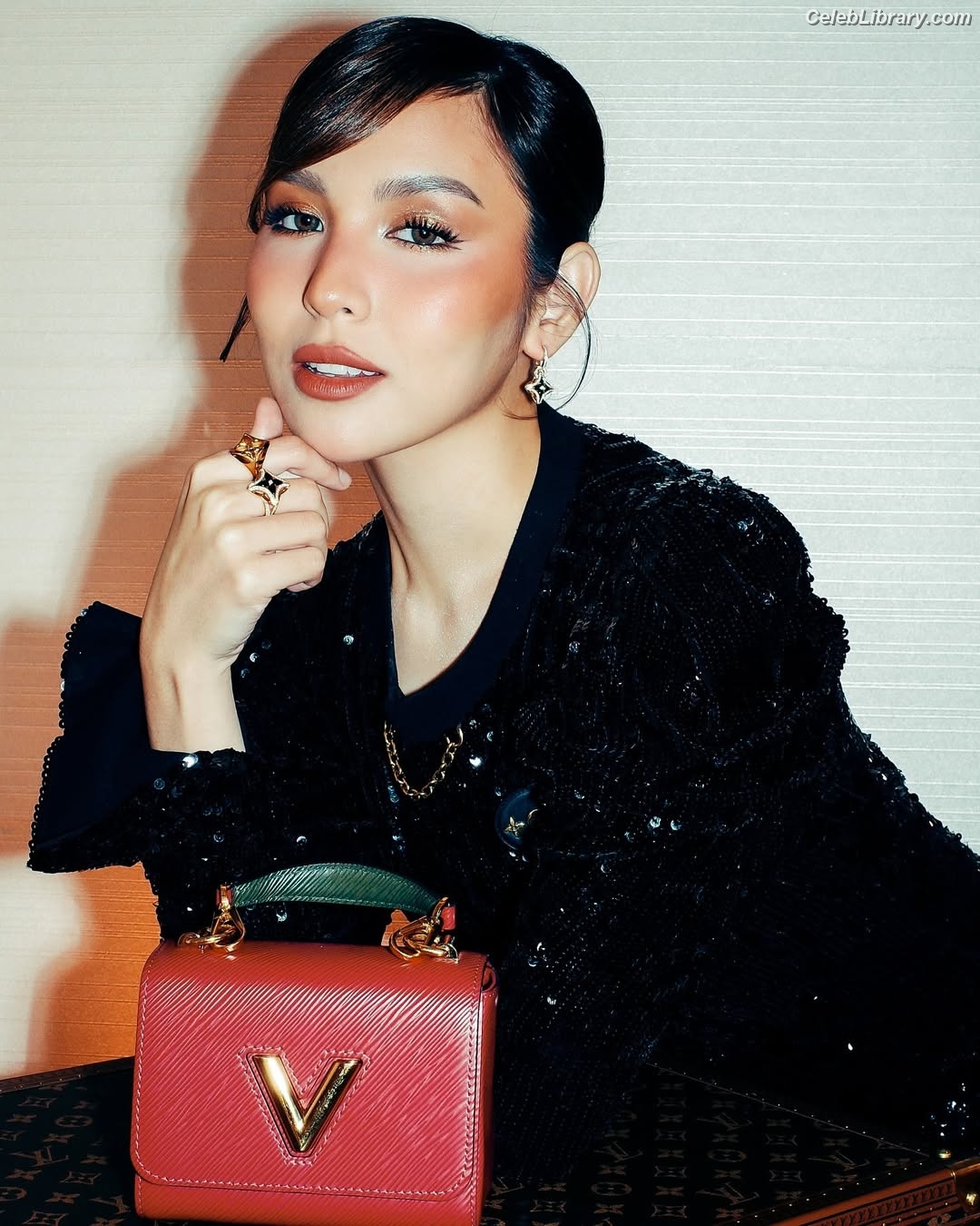Kyline Alcantara photo 5 of 46