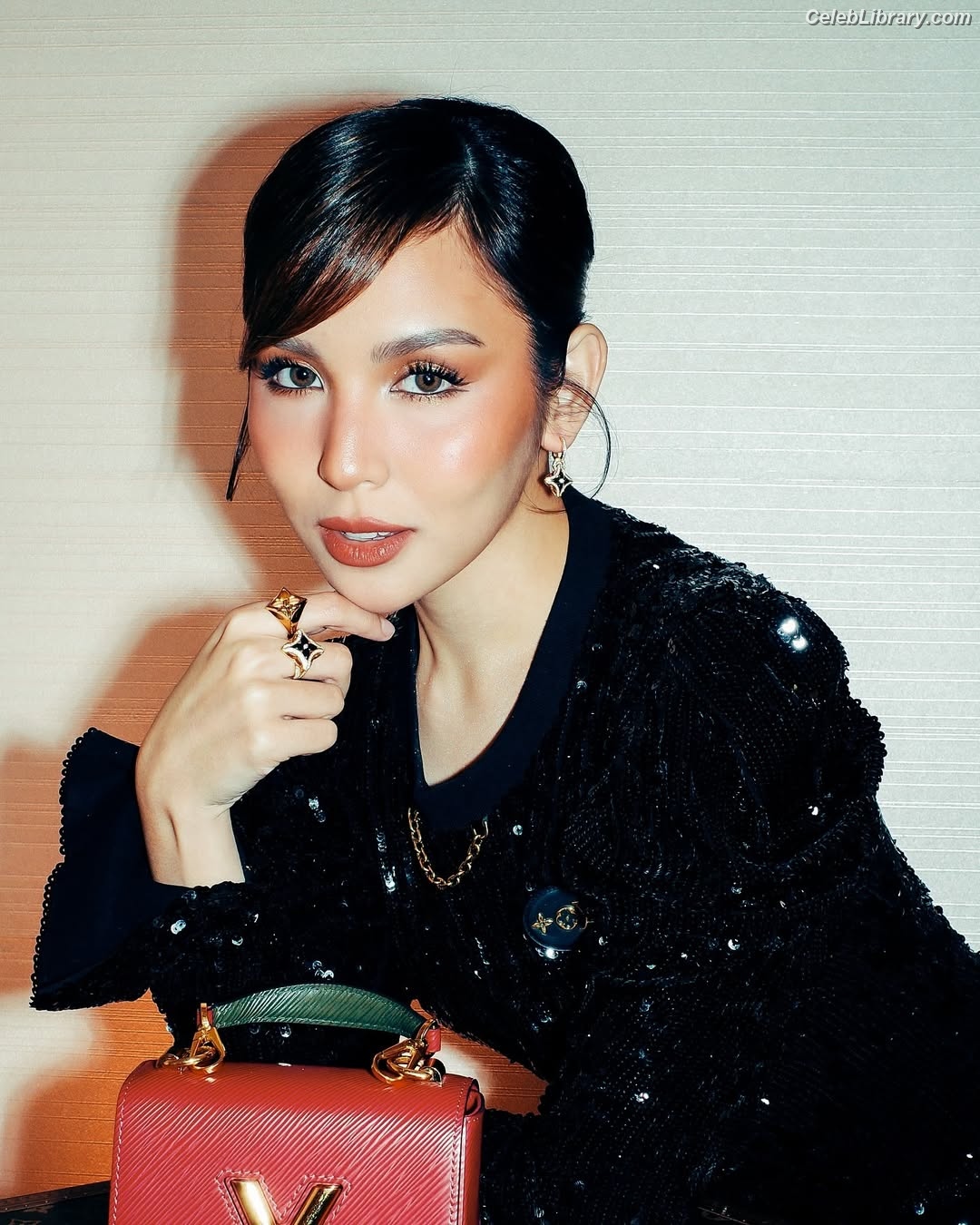 Kyline Alcantara photo 6 of 46