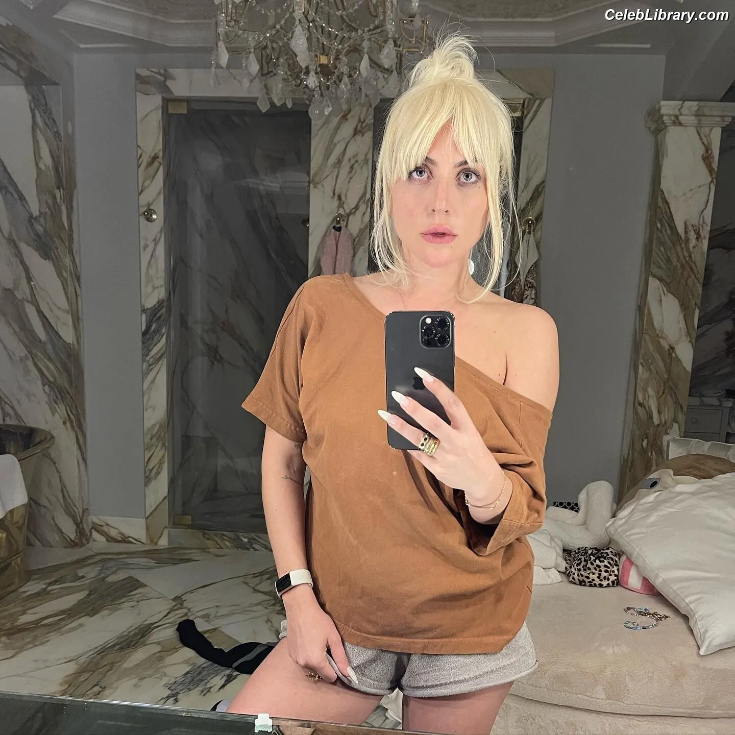 Lady Gaga photo 24 of 3664