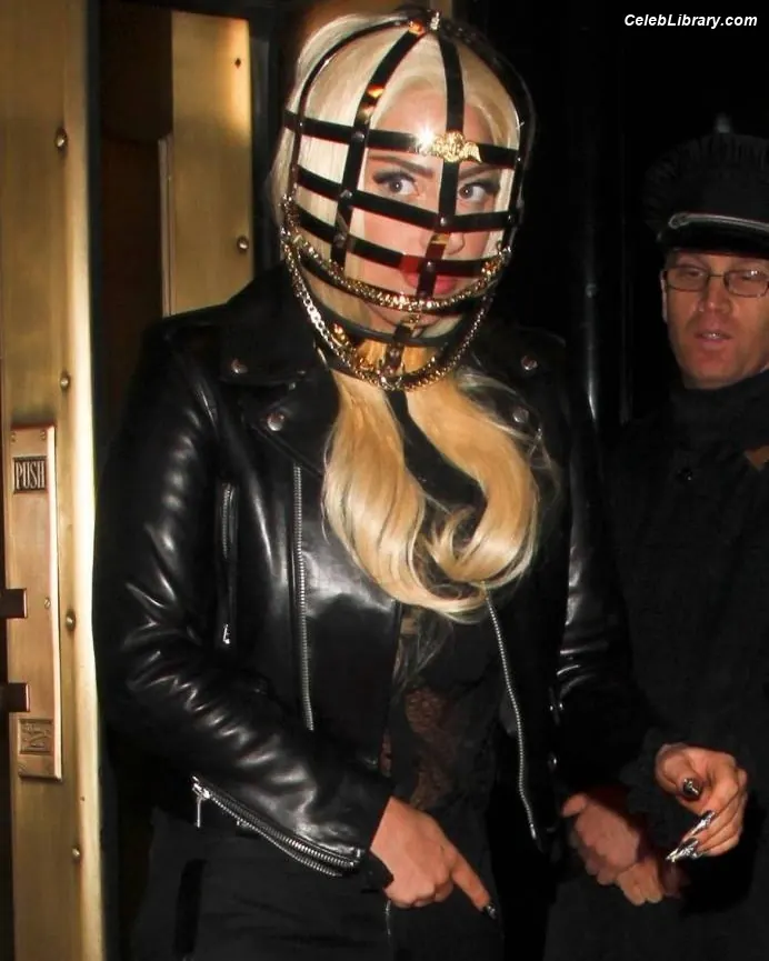 Lady Gaga photo 16 of 3664