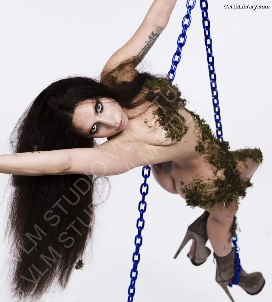 Lady Gaga photo 2 of 3664
