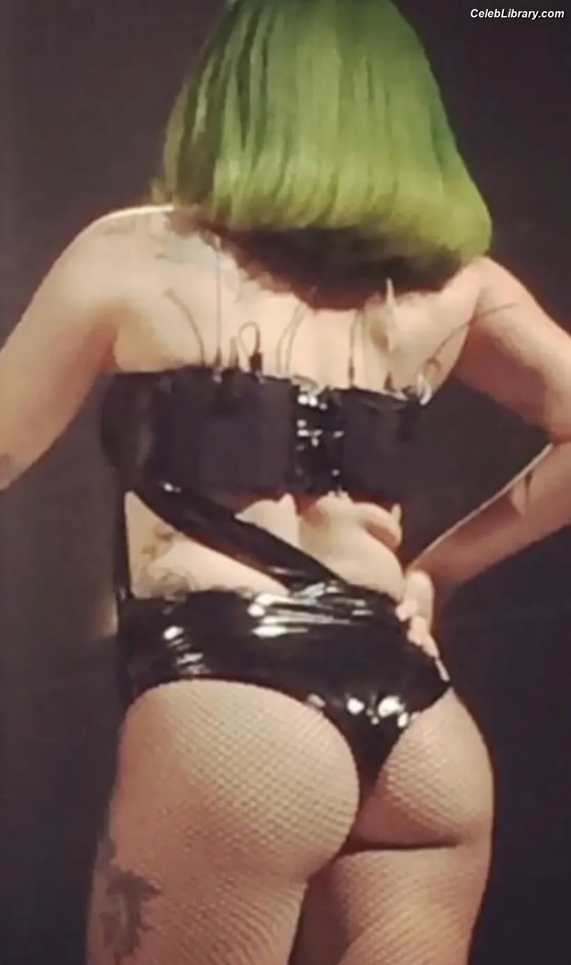Lady Gaga photo 17 of 3664
