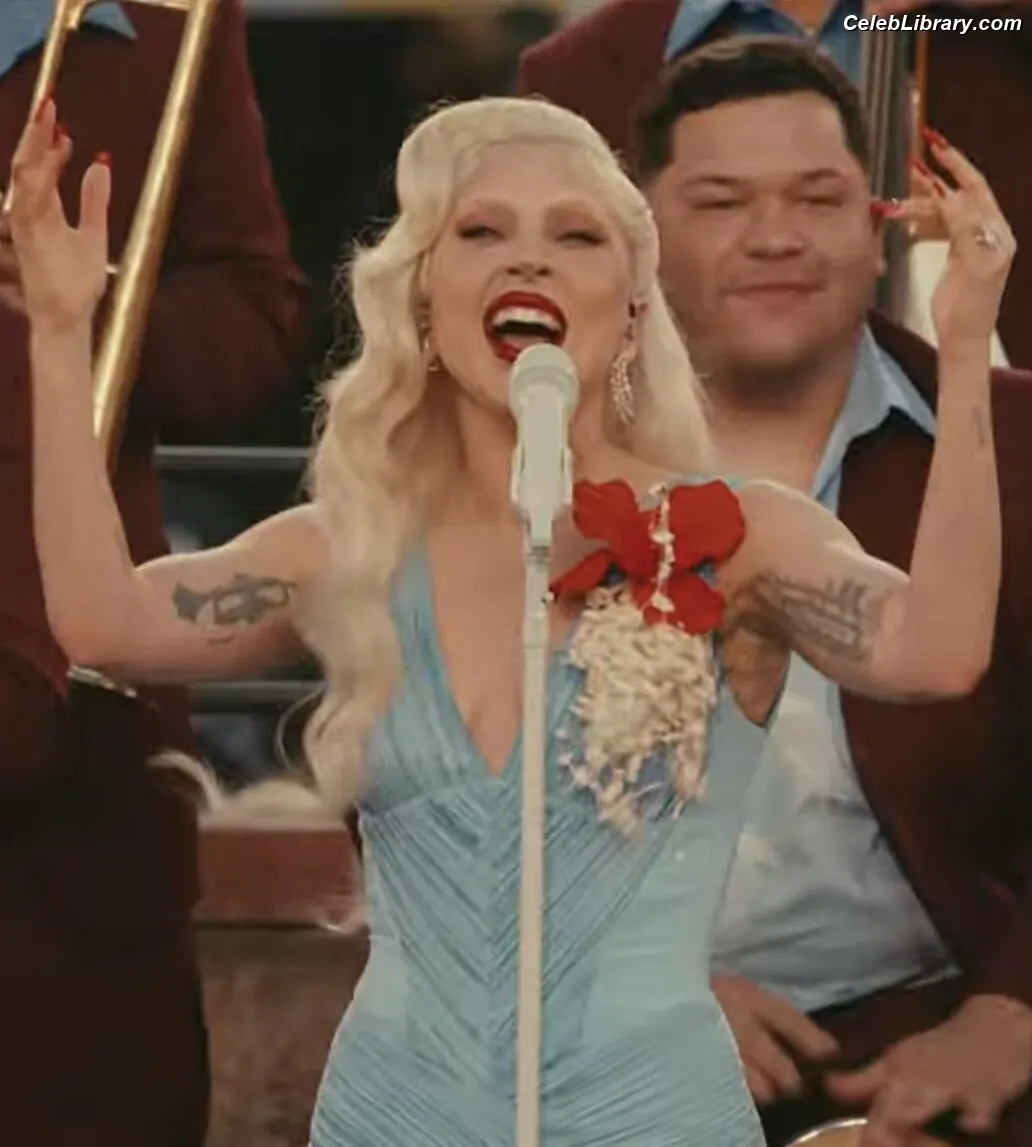 Lady Gaga photo 6 of 3664