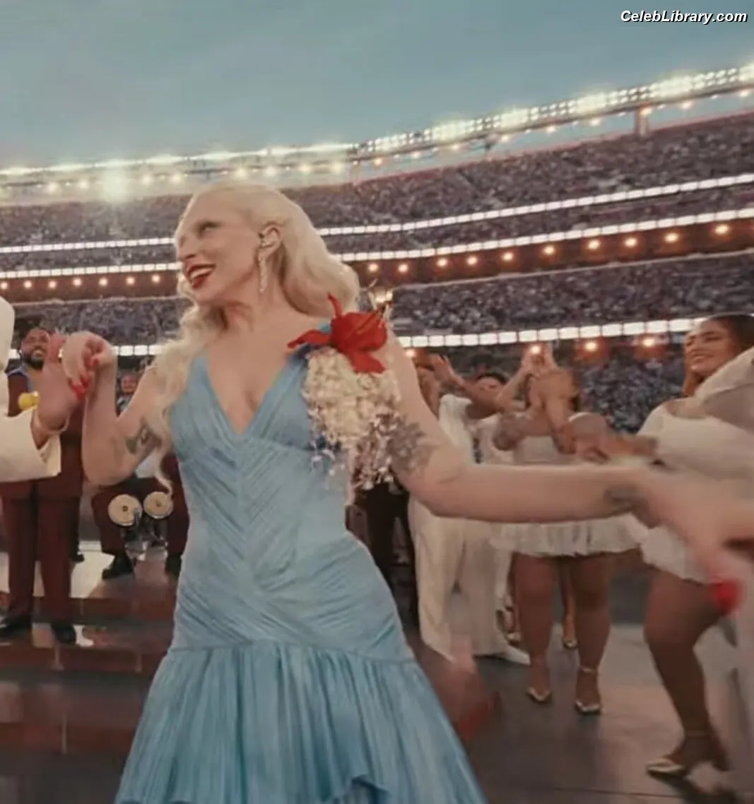 Lady Gaga photo 7 of 3664