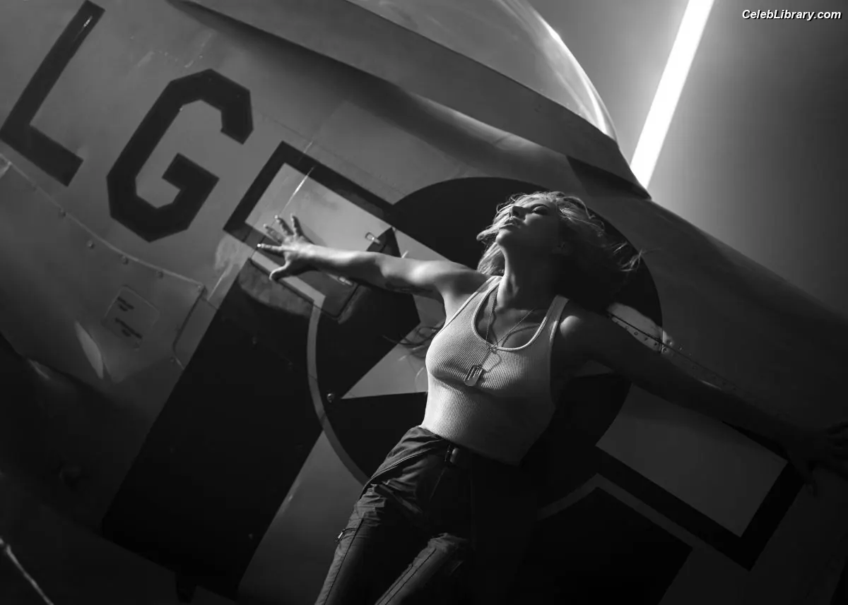 Lady Gaga photo 5 of 3664