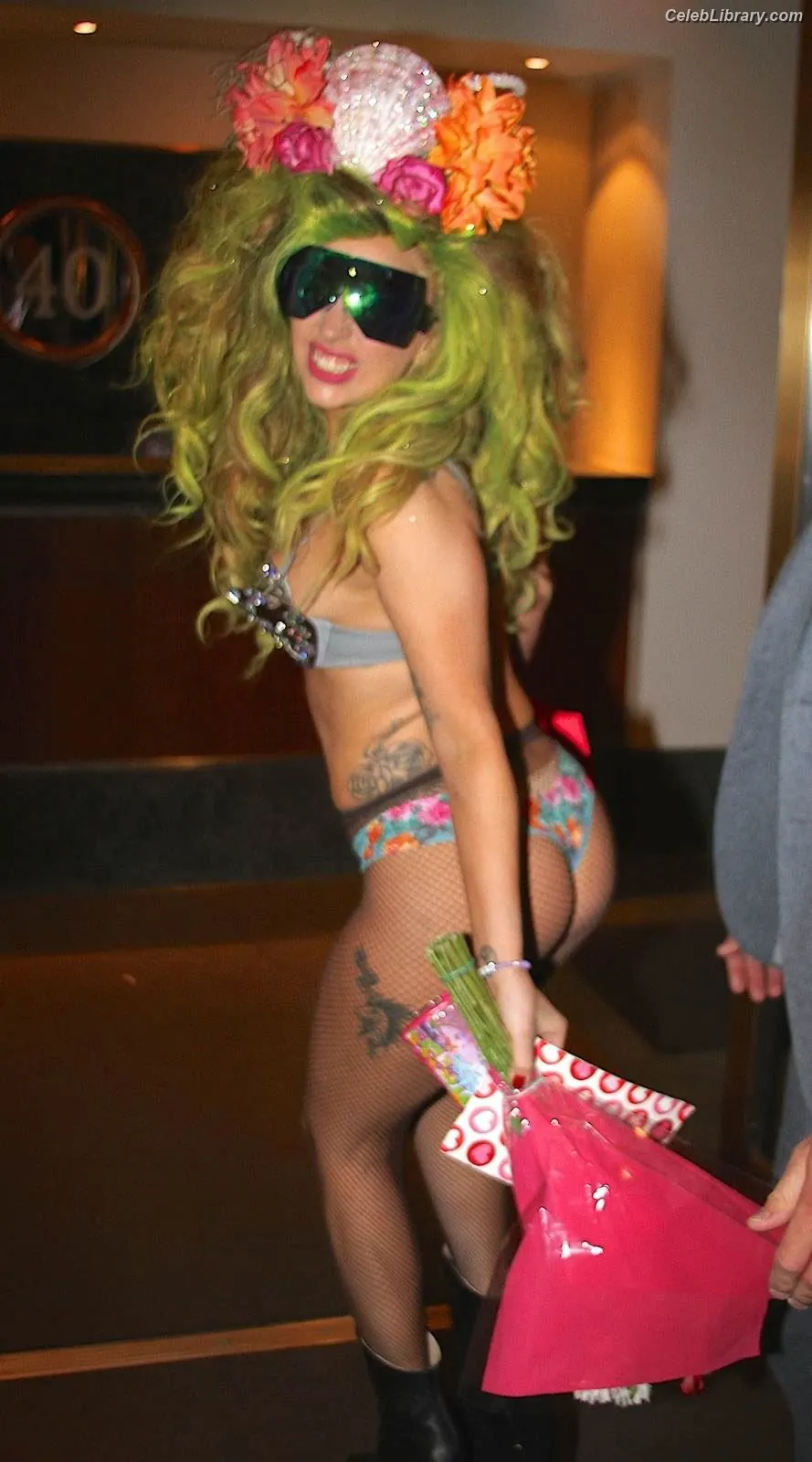 Lady Gaga photo 4 of 3664