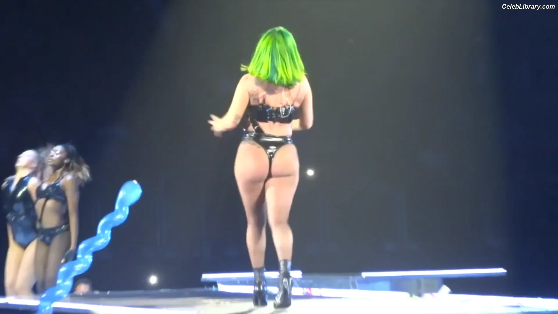 Lady Gaga photo 10 of 3664