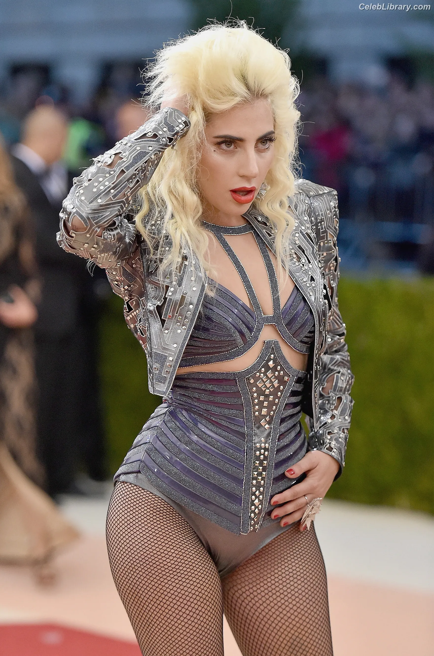 Lady Gaga photo 7 of 3664