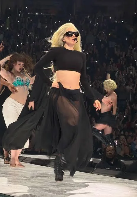 Lady Gaga photo 16 of 3664