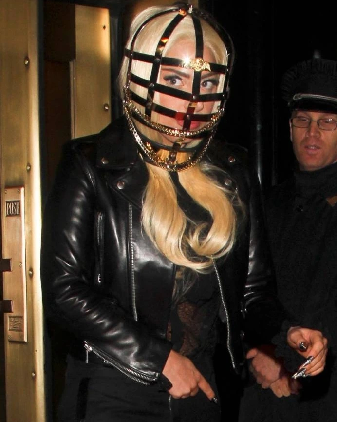 Lady Gaga photo 22 of 3664