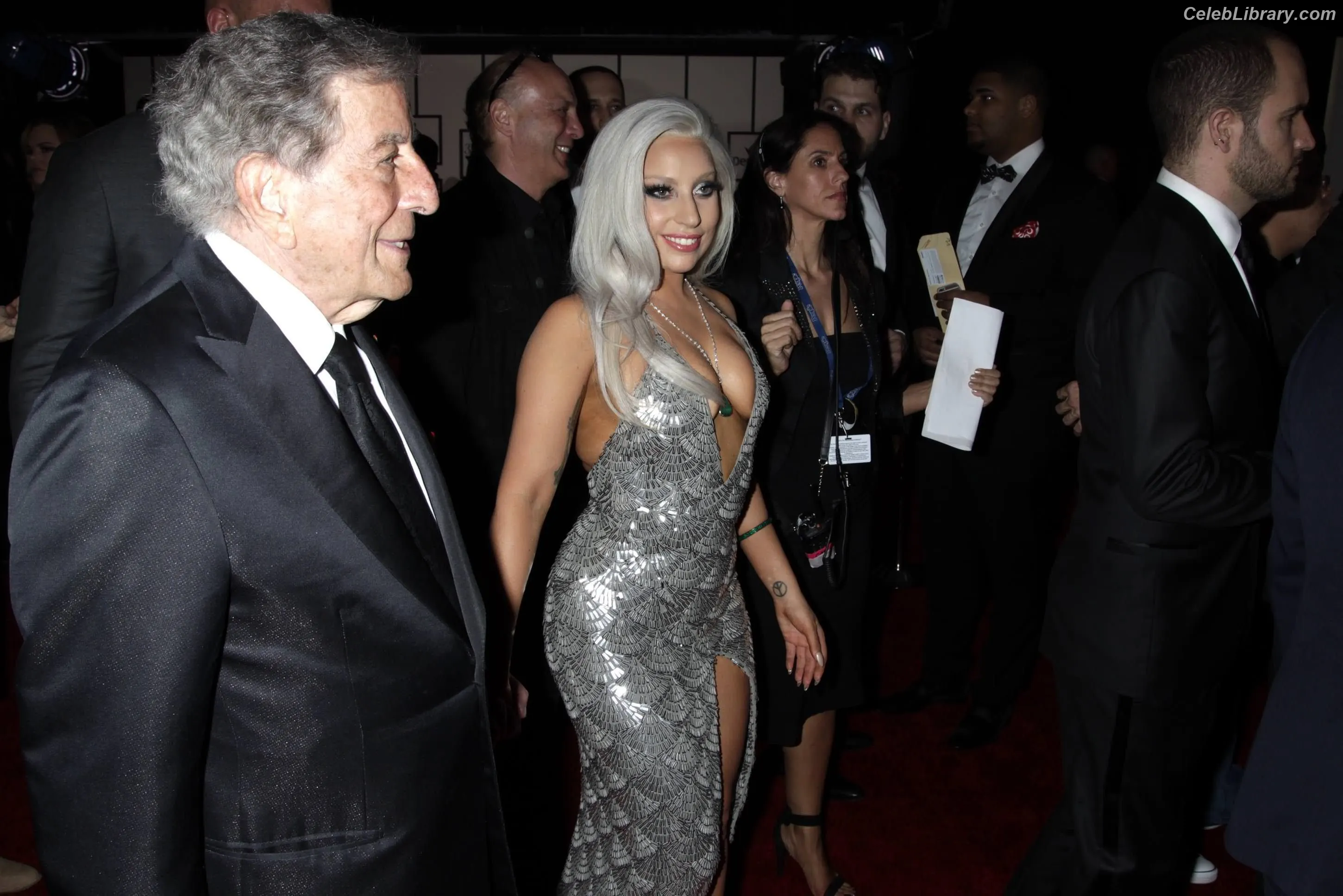 Lady Gaga photo 3 of 3664