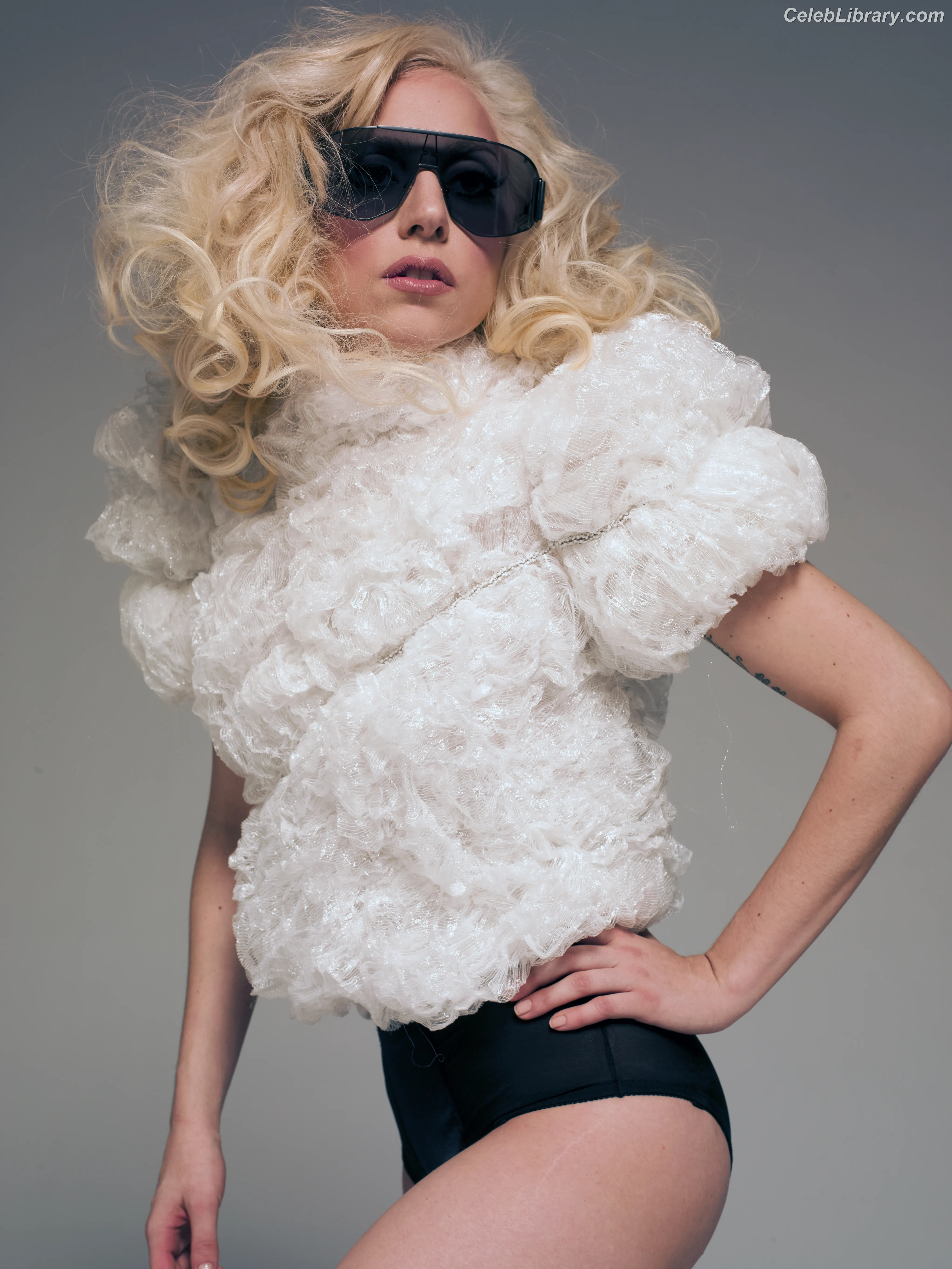 Lady Gaga photo 11 of 3664