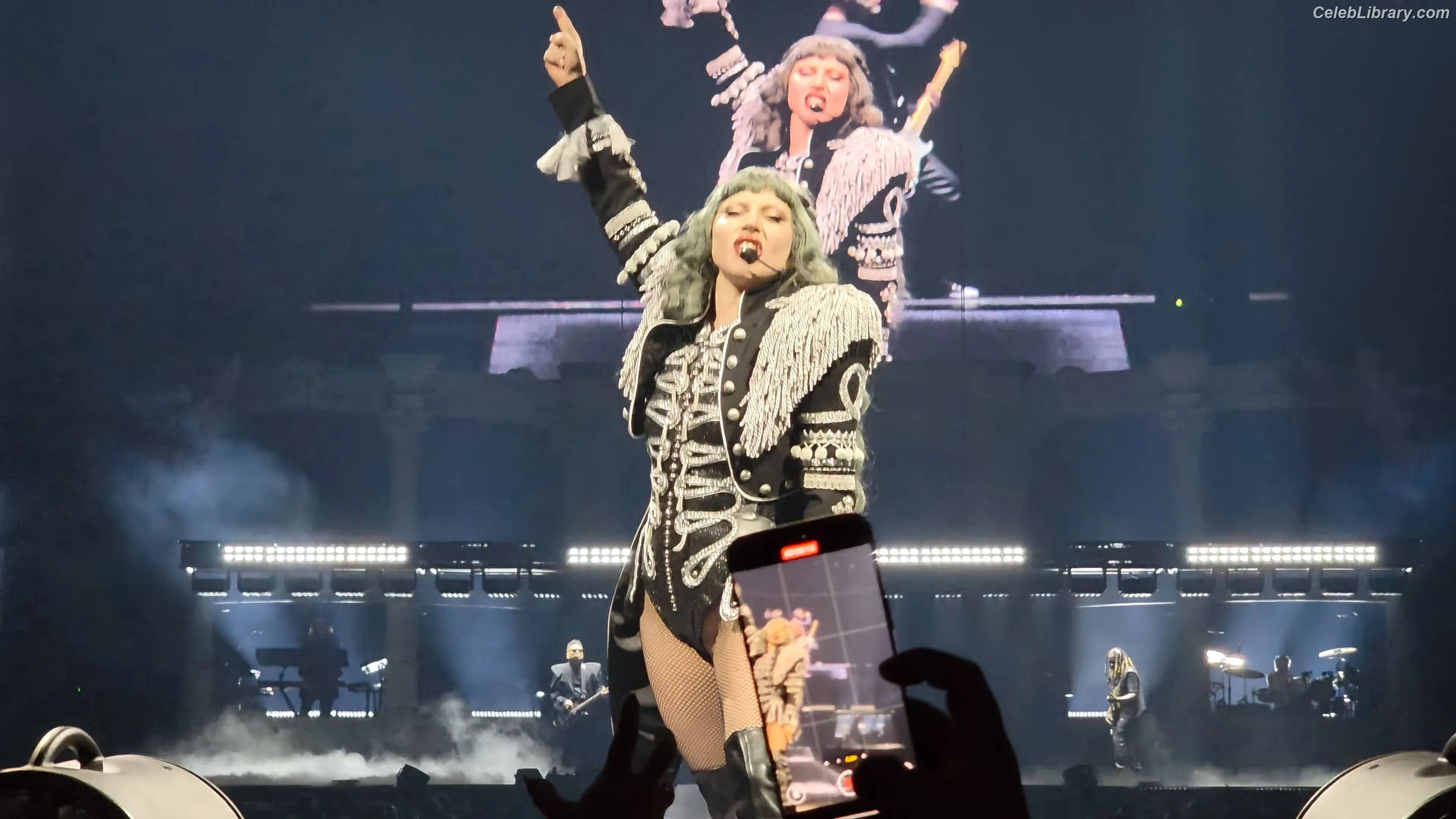 Lady Gaga photo 7 of 3664