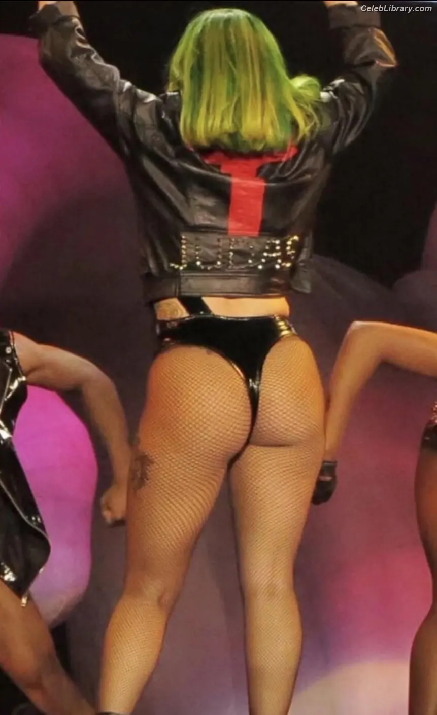 Lady Gaga photo 12 of 3664