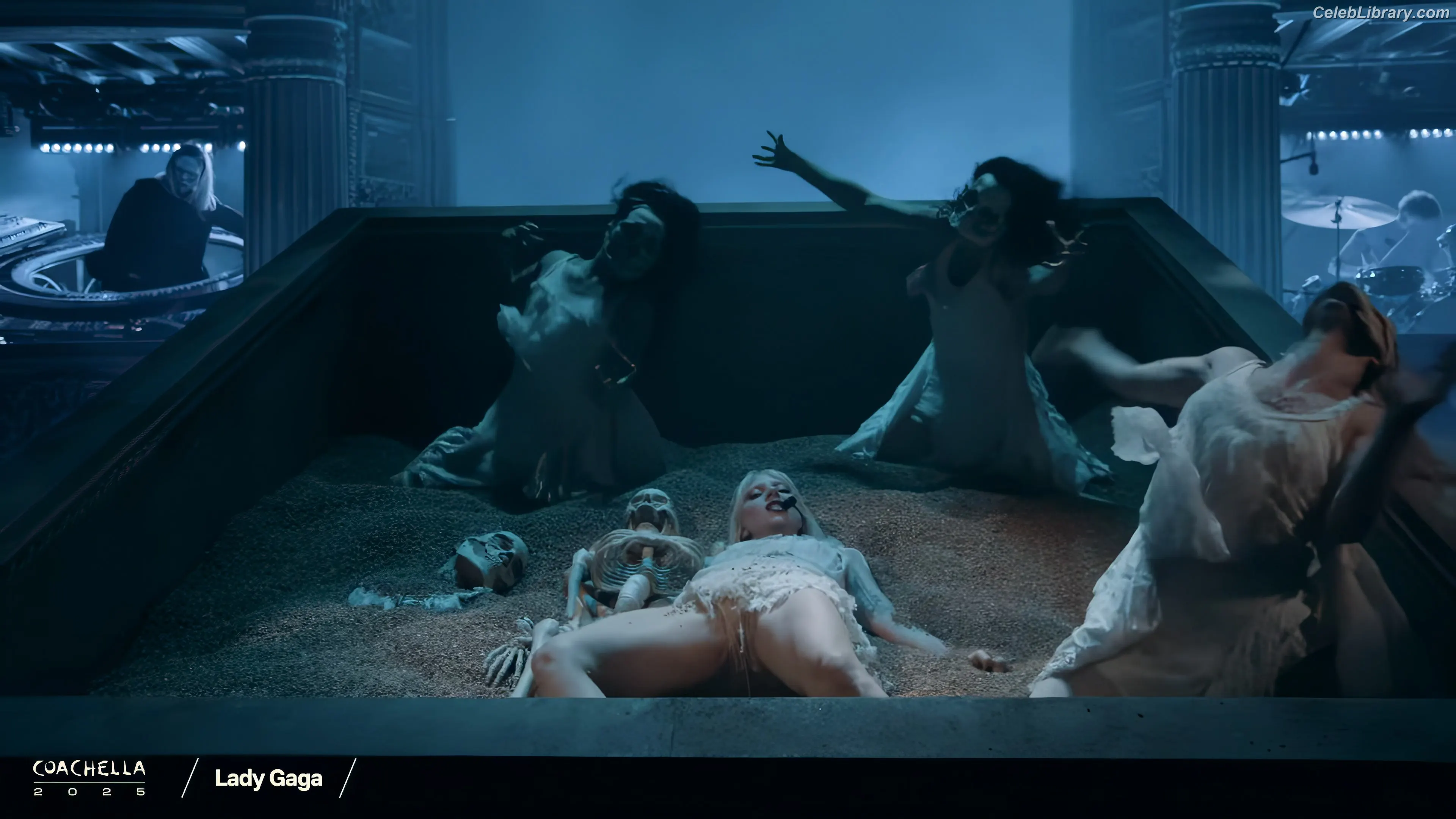 Lady Gaga photo 22 of 3664
