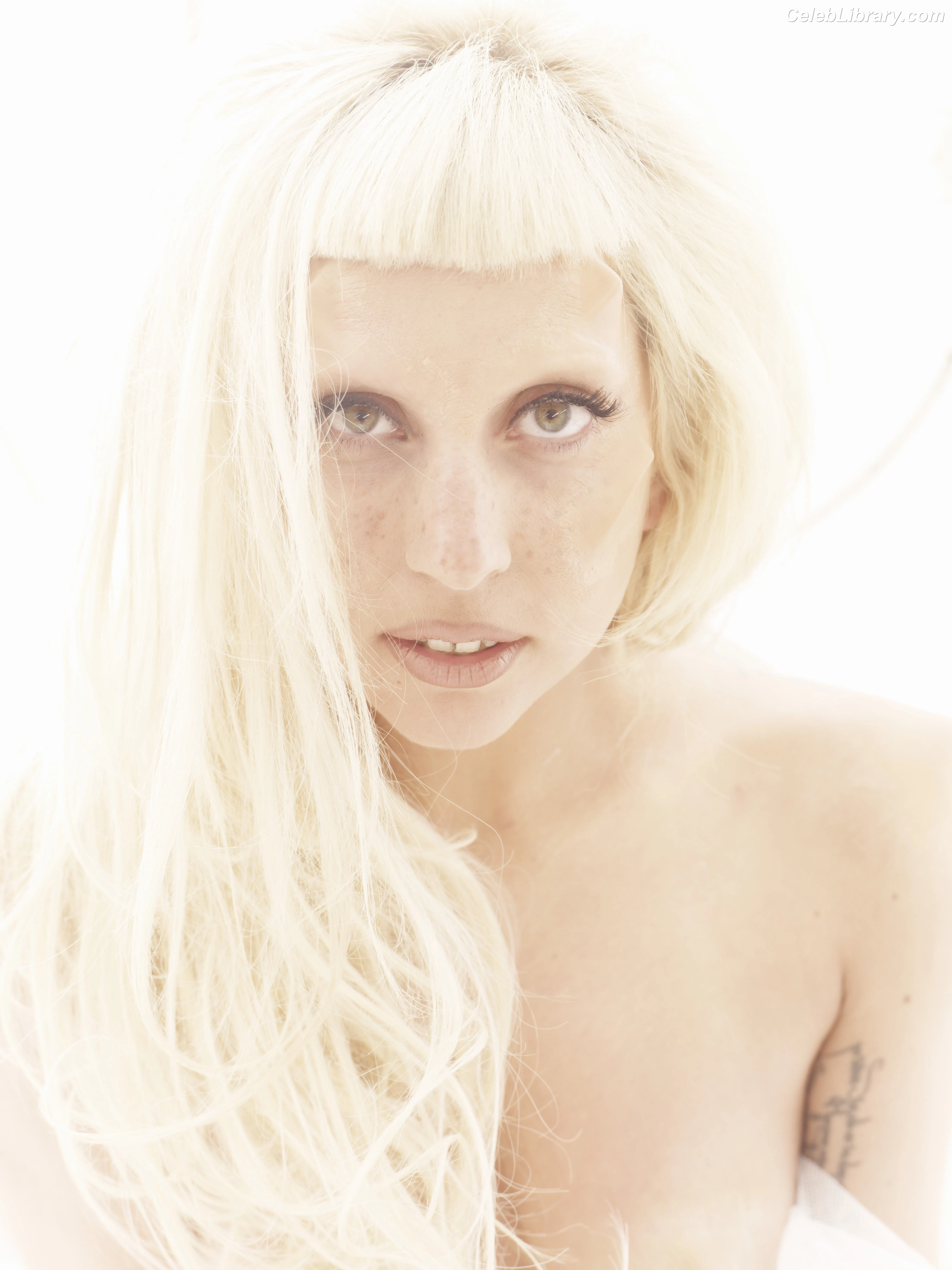 Lady Gaga photo 19 of 3664