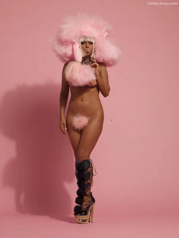 Lady Gaga photo 18 of 1595