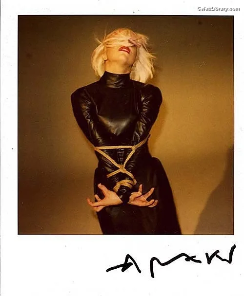 Lady Gaga photo 12 of 1595