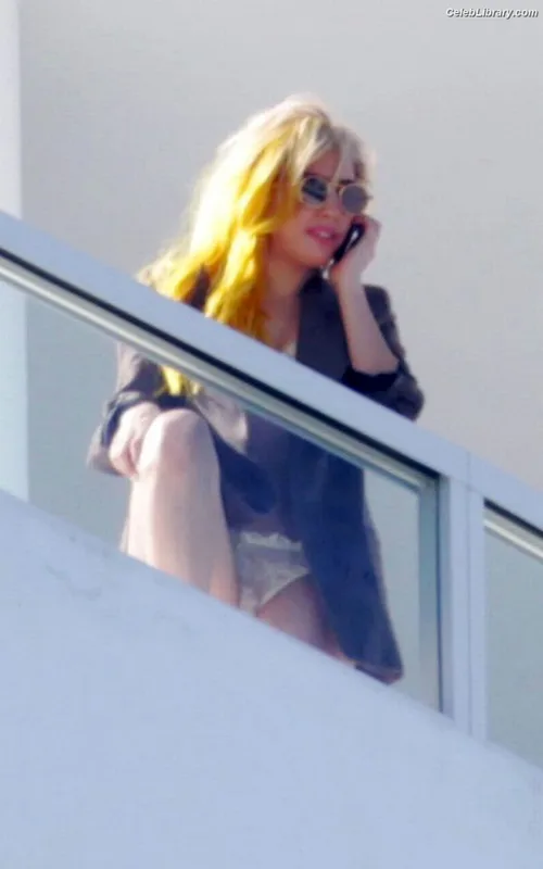 Lady Gaga photo 7 of 1595