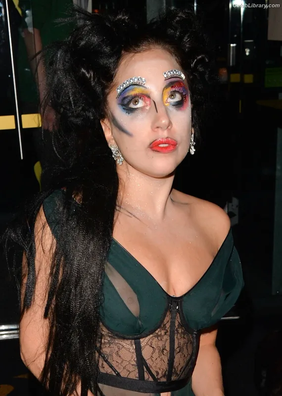 Lady Gaga photo 7 of 1595