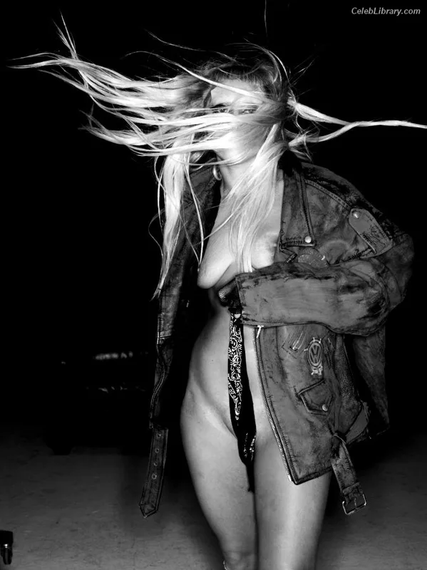 Lady Gaga photo 13 of 1595