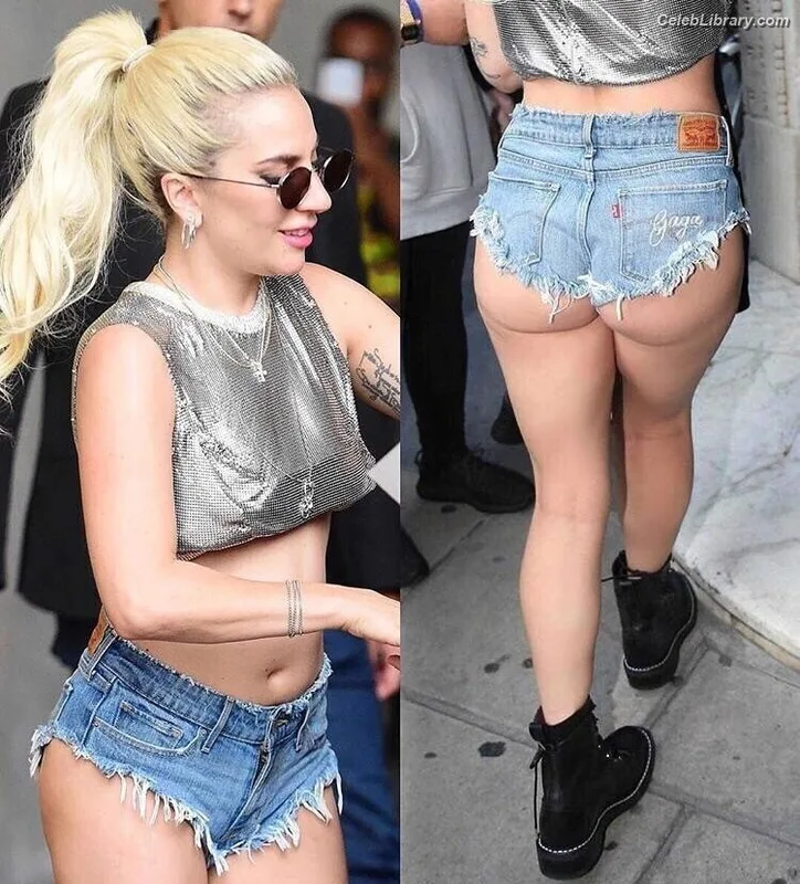Lady Gaga photo 19 of 1595