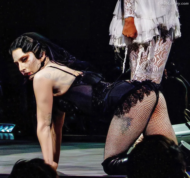 Lady Gaga photo 8 of 1595