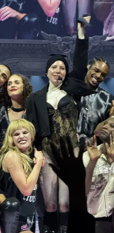Lady Gaga photo 1 of 1595