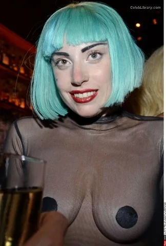 Lady Gaga photo 17 of 1595