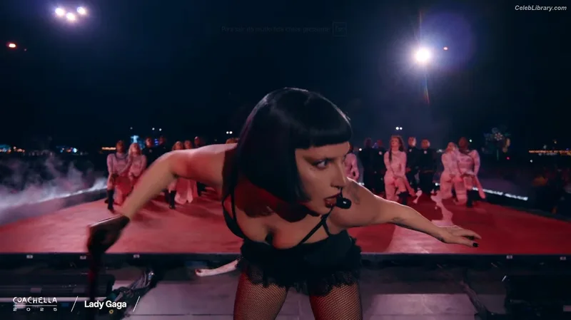 Lady Gaga photo 24 of 1595