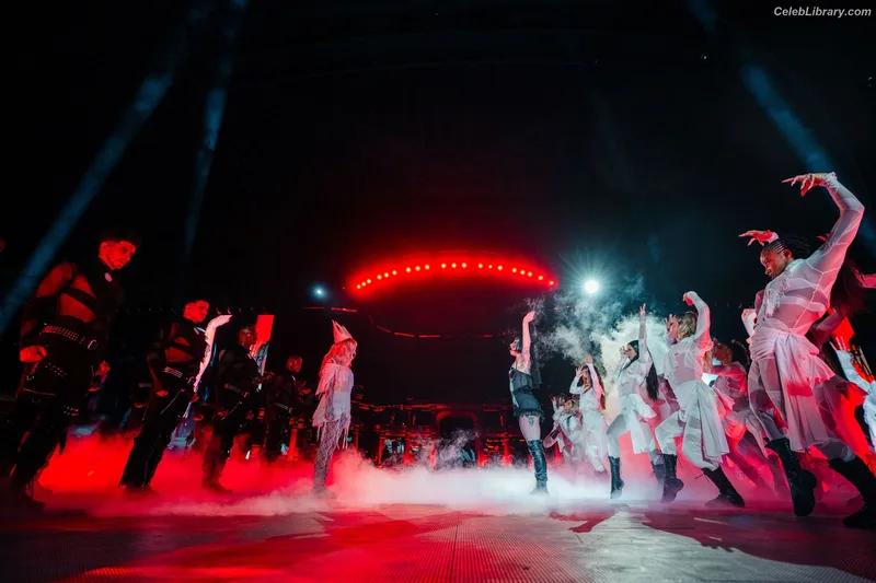 Lady Gaga photo 24 of 1595