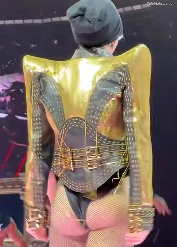 Lady Gaga photo 12 of 1595