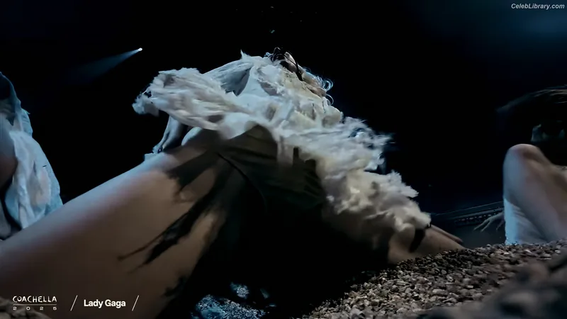 Lady Gaga photo 9 of 1595