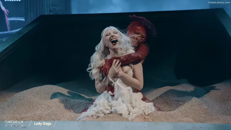 Lady Gaga photo 14 of 1595