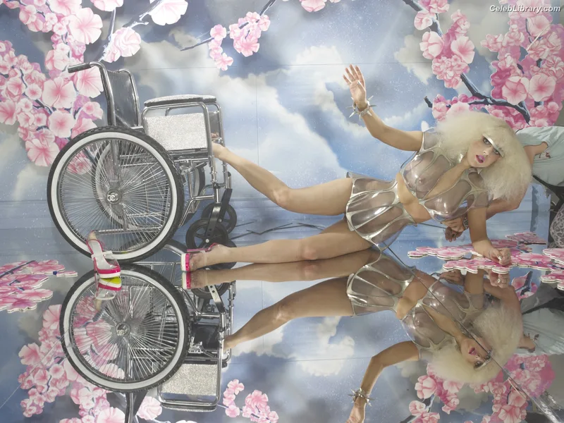 Lady Gaga photo 13 of 1595