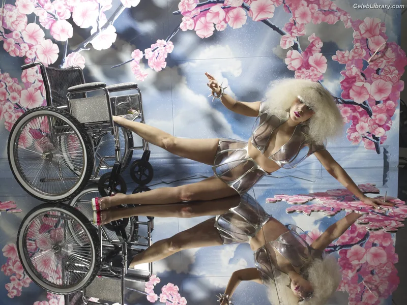 Lady Gaga photo 1 of 1595