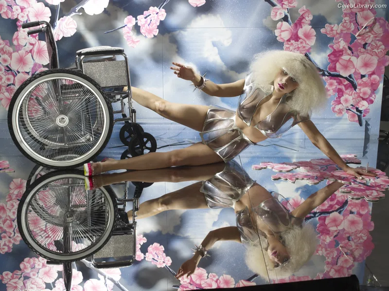 Lady Gaga photo 5 of 1595