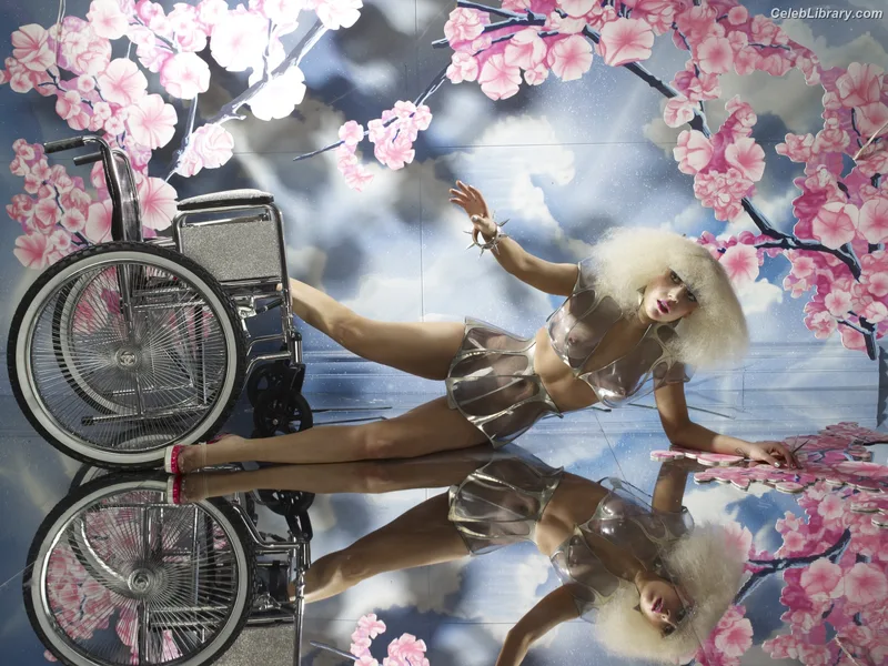 Lady Gaga photo 13 of 1595