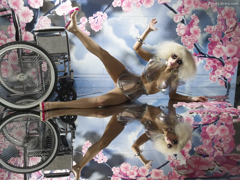 Lady Gaga photo 7 of 1595