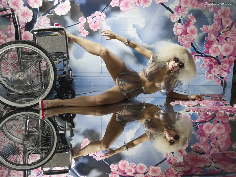 Lady Gaga photo 8 of 1595