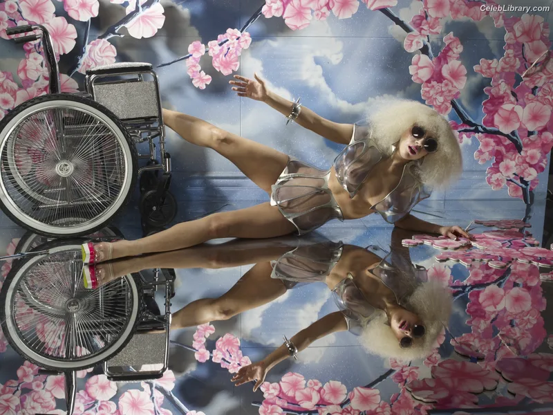 Lady Gaga photo 13 of 1595