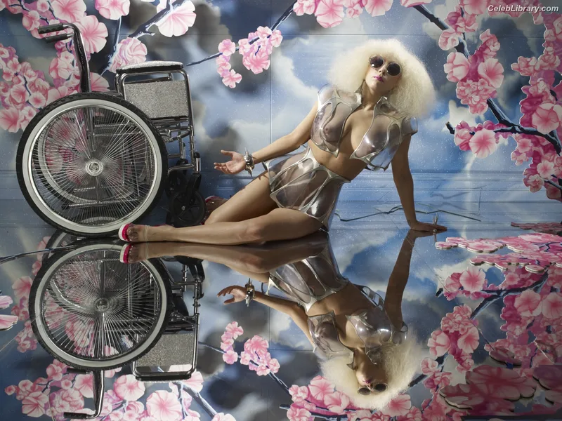 Lady Gaga photo 12 of 1595