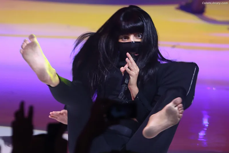 Lady Gaga photo 7 of 1595
