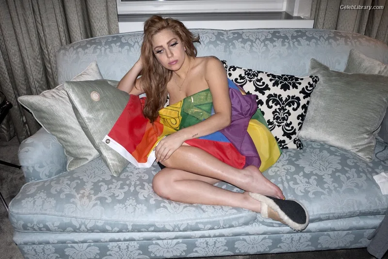 Lady Gaga photo 16 of 1595